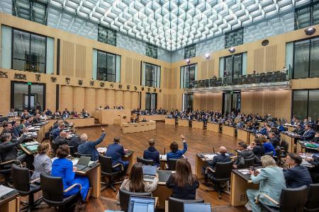 Rund 90 Tagesordnungspunkte bewältigte der Bundesrat in Berlin.