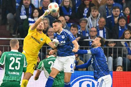 Schalke springt auf Aufstiegsplatz