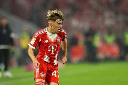 Lennart Karl (ab 78.) - ohne Bewertung - Hielt das Tempo bis zum Schlusspfiff hoch. Hatte vor dem vierten Bayern-Treffer eine wichtige Aktion im Strafraum. Lief sich ansonsten aber meist fest.