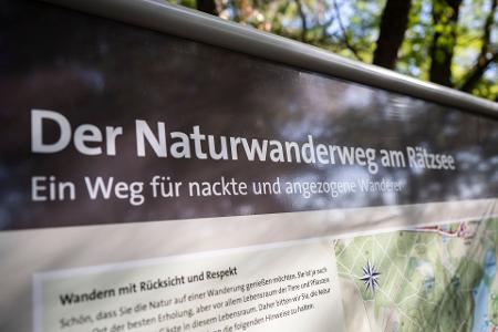 Der Wanderweg liegt in der Gemeinde Wustrow an der Mecklenburgischen Seenplatte.
