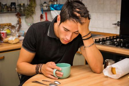 Kaffee oder eine kalte Dusche machen wieder nüchtern Kaffee oder eine kalte Dusche machen wieder nüchtern