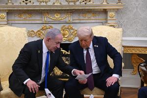 US-Präsident Trump hat einen Plan zur Beilegung des Gaza-Kriegs vorgelegt. 
