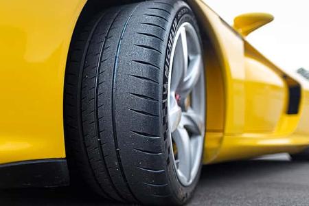 Porsche Carrera GT sport auto Nürburgring Nordschleife 2024