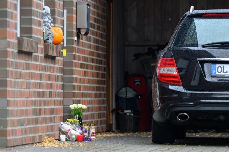 In Oldenburg hat ein Mann eine 35-jährige Frau und zwei Kinder im Alter von 8 und 11 Jahren getötet. Danach beging er Suizid.