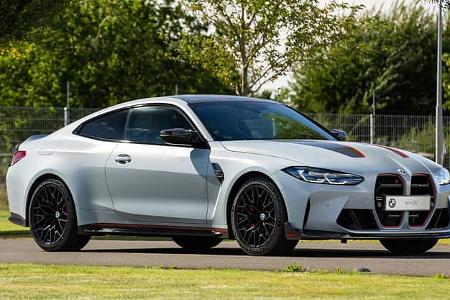 BMW M4 CSL (2023)