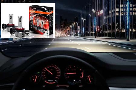 Drivers view city conventional lamp