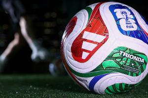 FIFA präsentiert WM-Spielball TRIONDA