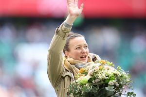 Viertes Kind: Schult bringt Tochter zur Welt