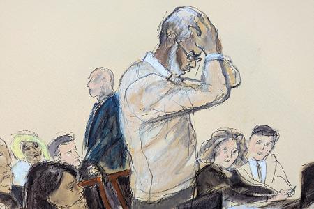 In einer emotionalen Ansprache bat Sean Combs den Richter um Gnade. 