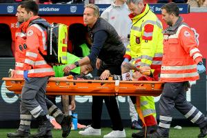 "Es ist alles okay": Grimaldo gibt Entwarnung