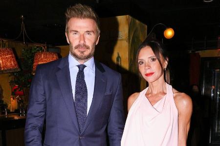 Nach ihrer Modenschau: David Beckham feiert Ehefrau Victoria