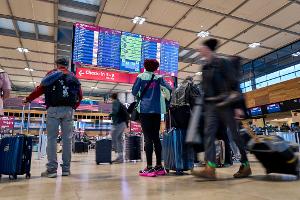 Der Hackerangriff legte am BER elektronische Systeme lahm, die für die Passagier- und Gepäckabfertigung genutzt werden. (Archivbild) 