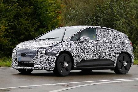 Audi Q2 A2 E-Tron Erlkönig Elektroauto