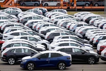 Mehr als 45.000 Elektrofahrzeuge wurden im September neu zugelassen. (Archivbild) Mehr als 45.000 Elektrofahrzeuge wurden im September neu zugelassen. (Archivbild)