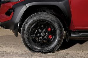 Toyota Hilux Hybrid & GR Sport