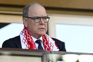 Fürst Albert II. zittert mit dem AS Monaco im Derby