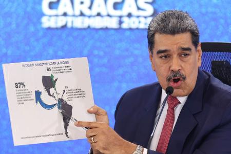Mit dem Beschuss mutmaßlicher Drogenboote aus Venezuela in der Karibik verschärfte US-Präsident Donald Trump bereits die Gangart gegen Maduro.(Archivbild). Mit dem Beschuss mutmaßlicher Drogenboote aus Venezuela in der Karibik verschärfte US-Präsident Donald Trump bereits die Gangart gegen Maduro.(Archivbild).