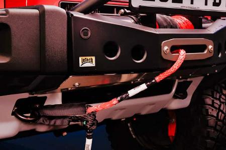 11/2024 Ineos Grenadier Portalachsen Umbau Letech Island