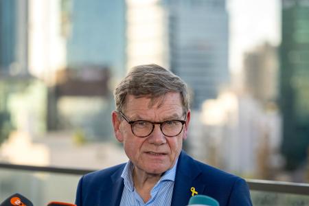 Außenminister Johann Wadephul setzt heute seine Vermittlungsreise fort. 