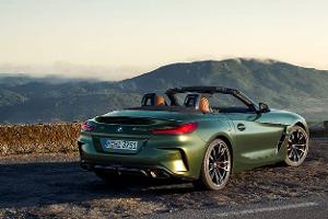 BMW Z4 Edition Pure Impulse (2024) Exterieur von schräg hinten