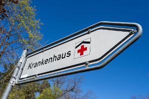 Die Bundesregierung bringt Nachbesserungen der Krankenhausreform auf den Weg. (Archivbild)