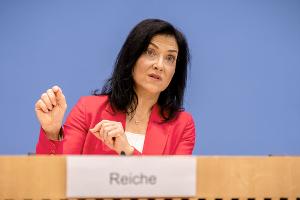 "Deutschland droht zurückzufallen", warnt Wirtschaftsministerin Katherina Reiche.