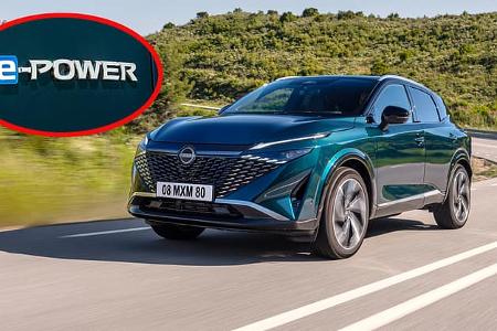 Nissan Qashqai Facelift eingeklinkt E-Power-Schriftzug Badge Logo
