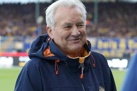 BDFL-Präsident Möhlmann würdigt kollegialen SVE-Coach Wagner