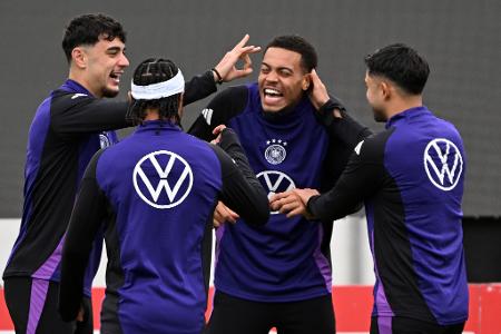 WM-Quali in Herzogenaurach: Felix Nmecha & Co. haben Spaß beim Training und bereiten sich auf Luxemburg vor.