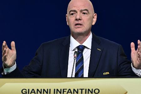 FIFA-Präsident Infantino deutet nächste Winter-WM an