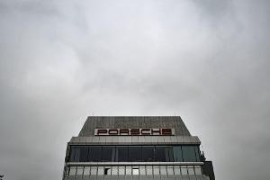 Bei Porsche sind Gespräche über eine Verschärfung des Sparkurses angelaufen. 