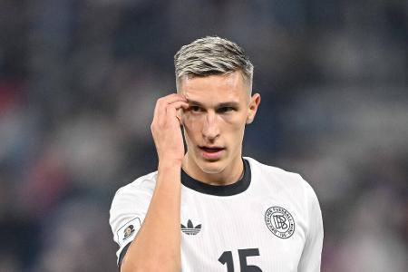 Nico Schlotterbeck (bis 45.) - Note: 2,5 - Musste in der ersten Halbzeit keinen einzigen Zweikampf führen und geriet nie in Bedrängnis. Blieb im Spielaufbau ebenfalls nahezu fehlerfrei. Seine Qualitäten im vertikalen Passspiel hätte er noch mehr einbringen können. Zur Belastungssteuerung früh ausgewechselt.