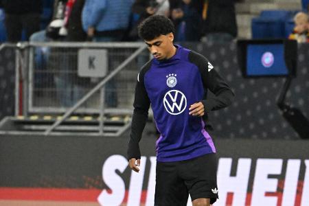 Nathaniel Brown (ab 83.) - ohne Bewertung - Feierte in den letzten Minuten sein Debüt in der A-Nationalmannschaft. Brachte die richtige Einstellung auf den Rasen. Hatte aber keinen Einfluss auf den Ausgang der Partie mehr.
