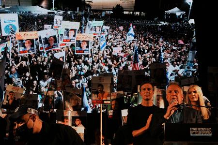 Laut den Organisatoren strömten rund 400.000 Menschen auf den 