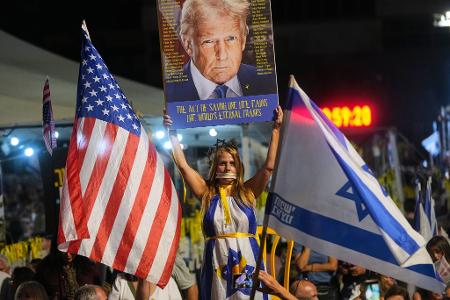 In Israel warten die Menschen auf die Rückkehr der Hamas-Geiseln. 
