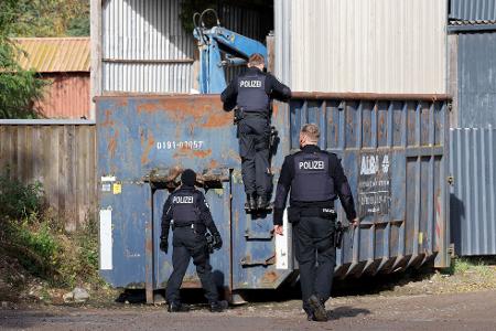Laut Polizei fehlen konkrete Anhaltspunkte bei der Suche nach dem vermissten achtjährigen Fabian.