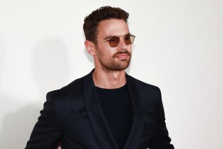 Theo James
