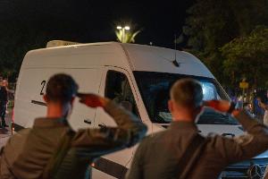 Bisher übergab die Hamas nur vier Särge. Laut Vereinbarung soll sie jedoch alle 28 toten Geiseln zurückgeben. (Archivbild)