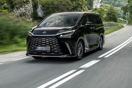 Lexus LM 350h Viersitzer