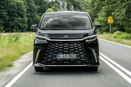 Lexus LM 350h Viersitzer