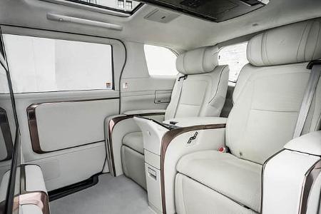 Lexus LM 350h Viersitzer