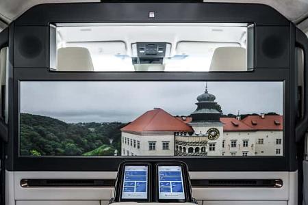 Lexus LM 350h Viersitzer