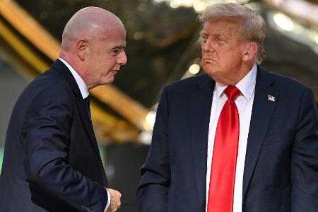 Trump: Infantino würde Verlegung von WM-Spielen zustimmen Trump: Infantino würde Verlegung von WM-Spielen zustimmen