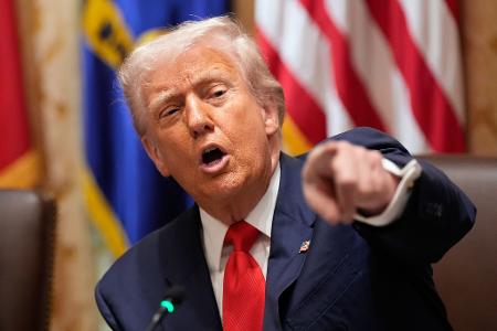 US-Präsident Trump will, dass die Hamas die Waffen abgibt. 