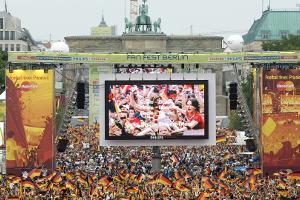 Sommermärchen-Affäre: Spiegel-Enthüllung jährt sich zum 10. Mal