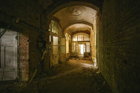 Flur in den verlassenen Beelitz-Heilstätten