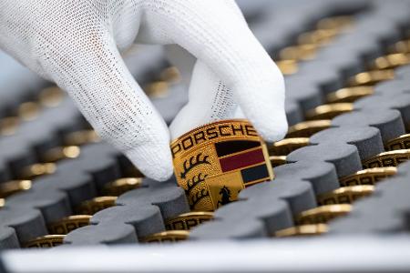Der Sportwagenbauer Porsche ist bereits länger in schwerem Fahrwasser.