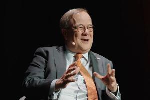 "Politik mit Anne Will"