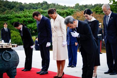 Prinzessin Victoria und Prinz Daniel in Südkorea angekommen Prinzessin Victoria und Prinz Daniel in Südkorea angekommen