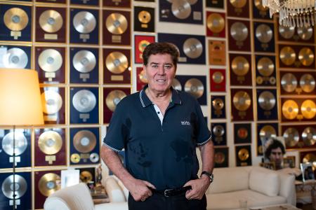 Stars von Roberto Blanco bis Tony Marshall, von Hansi Hinterseer bis David Hasselhoff verdankten ihm ihren Aufstieg. (Archivfoto) Stars von Roberto Blanco bis Tony Marshall, von Hansi Hinterseer bis David Hasselhoff verdankten ihm ihren Aufstieg. (Archivfoto)
